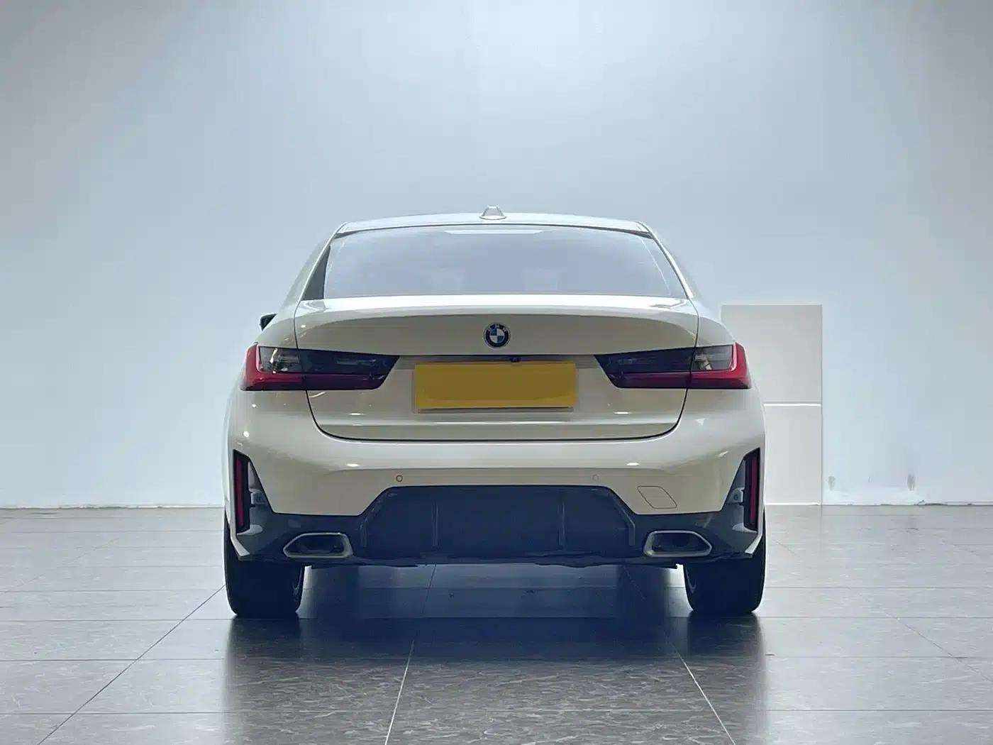 2023 BMW 3 Series 320Li M Sport Package — миниатюра 4