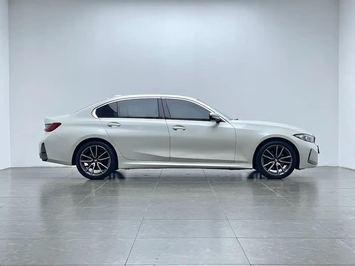 2023 BMW 3 Series 320Li M Sport Package — миниатюра 6