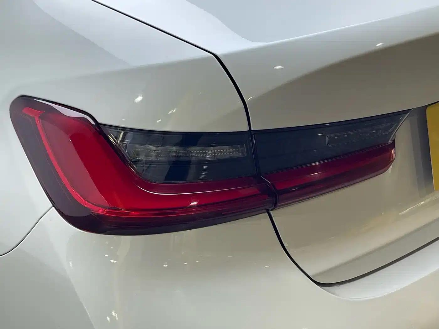 2023 BMW 3 Series 320Li M Sport Package — миниатюра 9