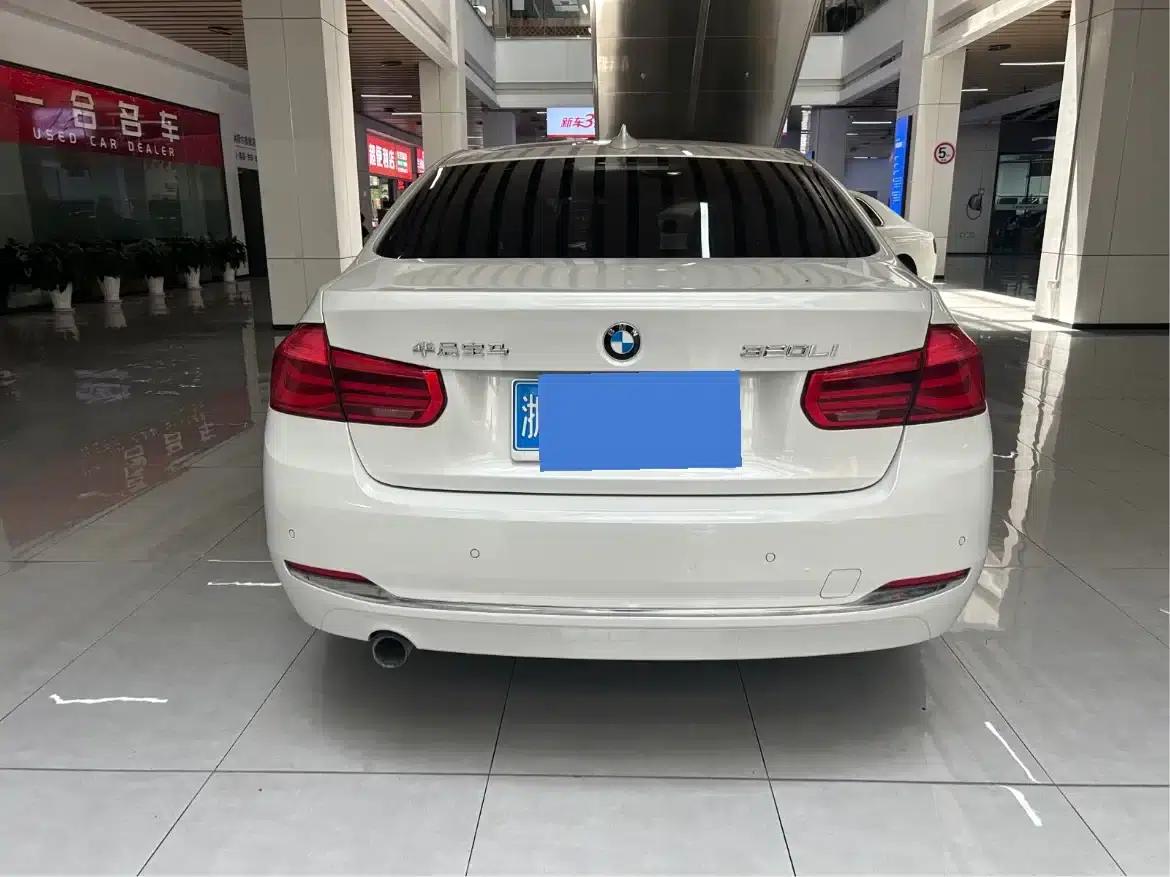 2017 BMW 3 Series 318Li Fashion Edition — миниатюра 5
