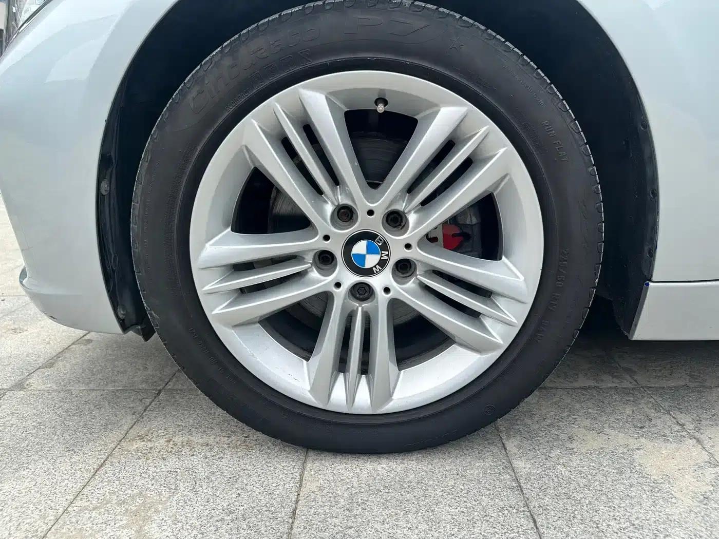 2017 BMW 3 Series 320Li xDrive Fashion Edition — миниатюра 15