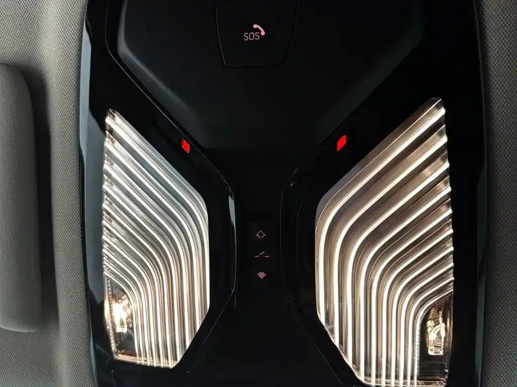2023 BMW 3 Series 320Li M Sport Package — миниатюра 17