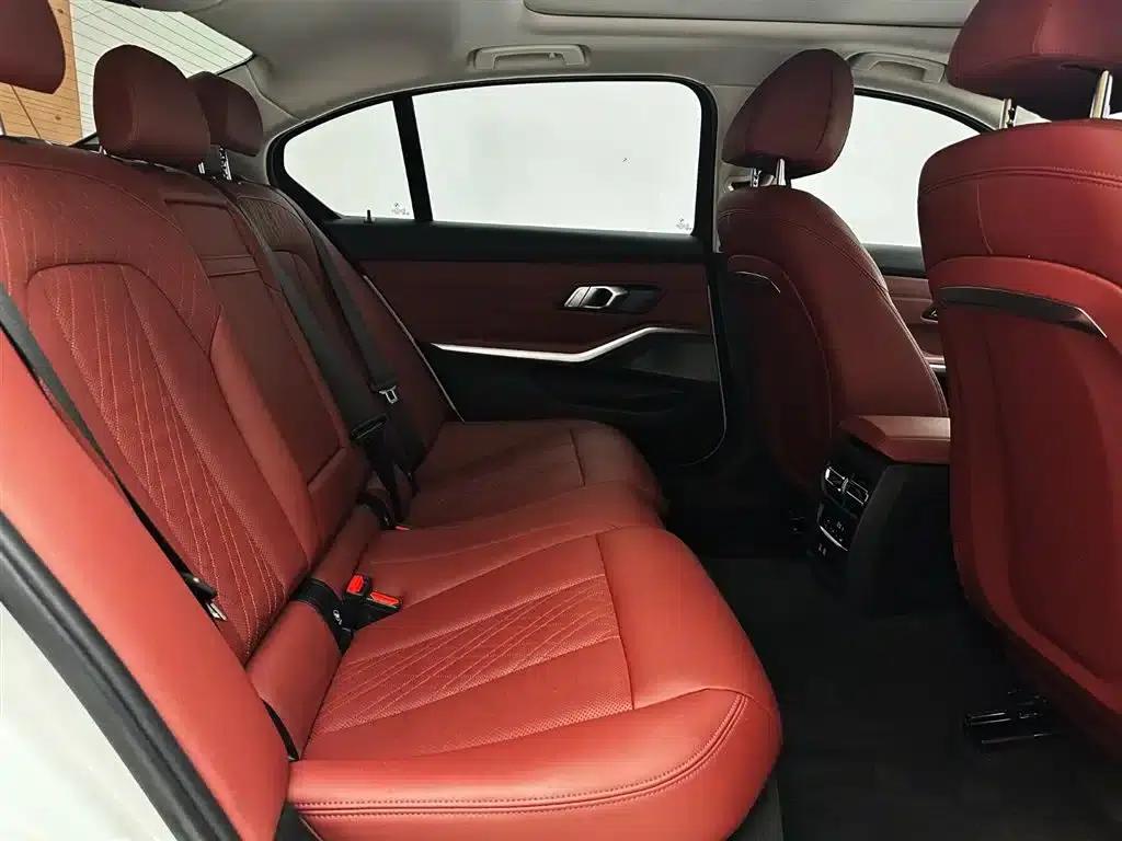 2023 BMW 3 Series 320Li M Sport Package — миниатюра 23