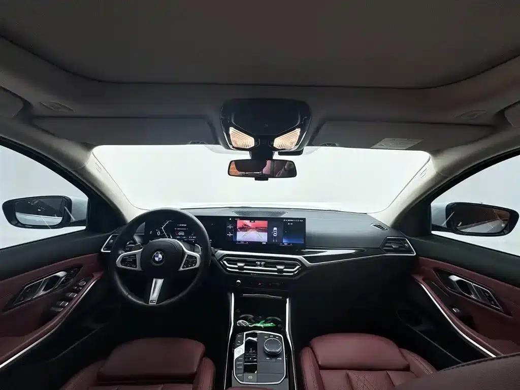 2023 BMW 3 Series 320Li M Sport Package — миниатюра 10