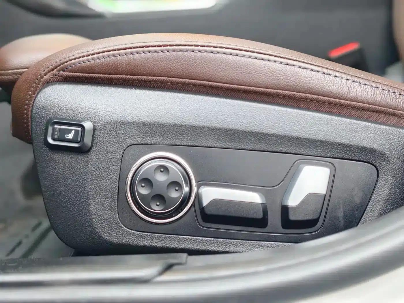2022 BMW 3 Series 320Li M Sport Package — миниатюра 19