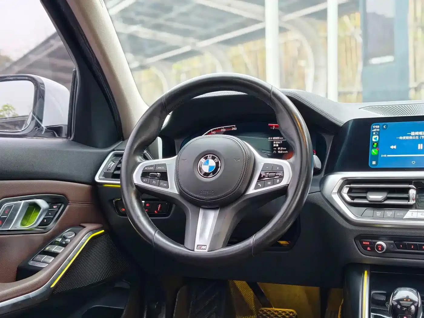 2022 BMW 3 Series 320Li M Sport Package — миниатюра 8