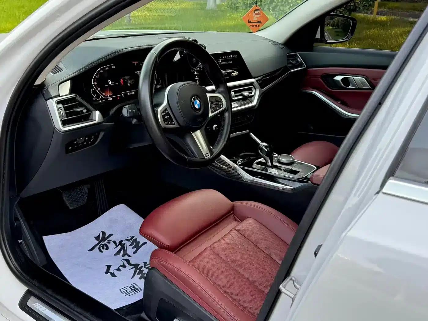 2022 BMW 3 Series 320Li M Sport Package — миниатюра 5
