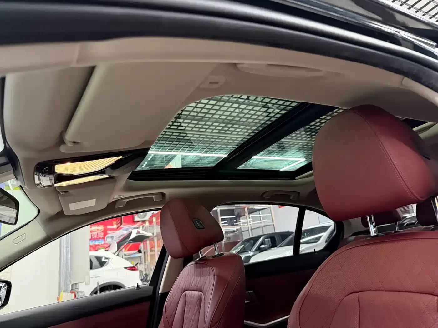 2023 BMW 3 Series 320Li M Sport Package — миниатюра 20