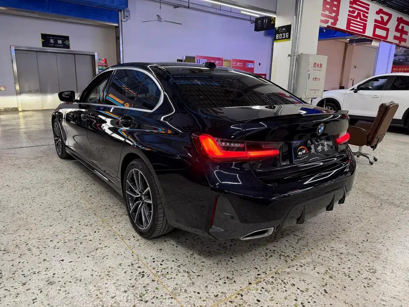 2023 BMW 3 Series 320Li M Sport Package — миниатюра 4