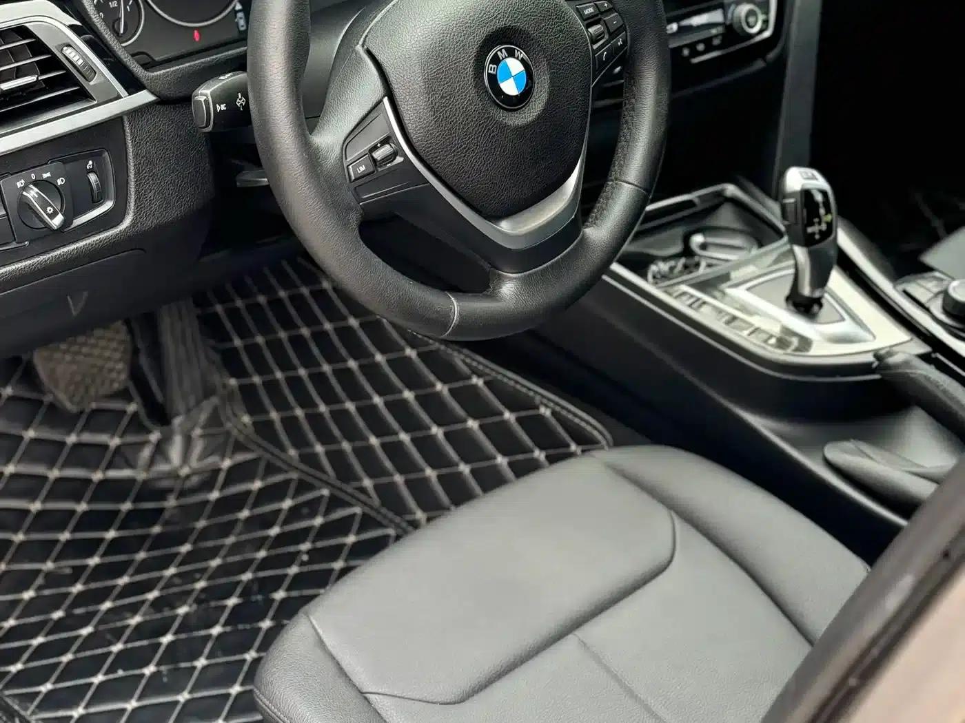 2017 BMW 3 Series 320Li Fashion Edition — миниатюра 4