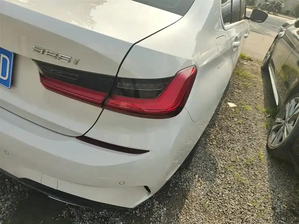 2020 BMW 3 Series Facelift 325i M Sport Package — миниатюра 8