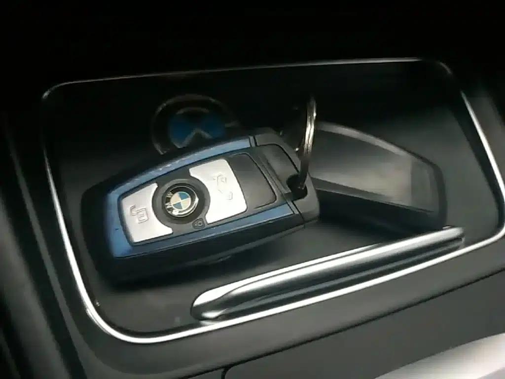 2017 BMW 3 Series 320Li M Sport — миниатюра 9
