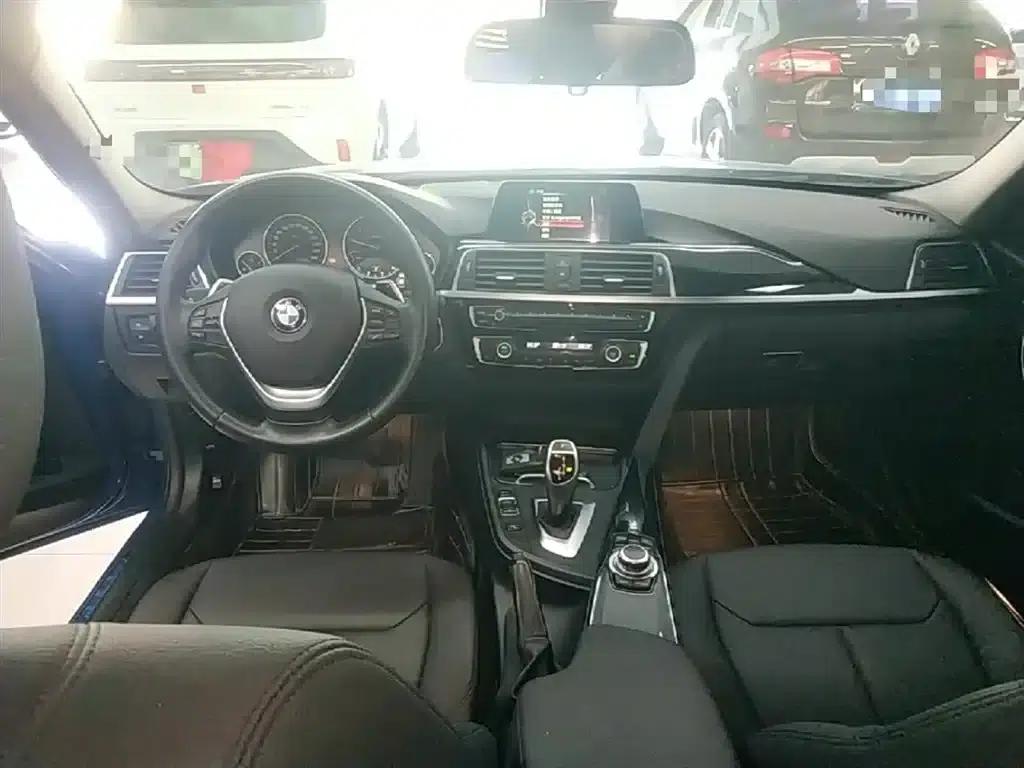 2017 BMW 3 Series 320Li M Sport — миниатюра 10