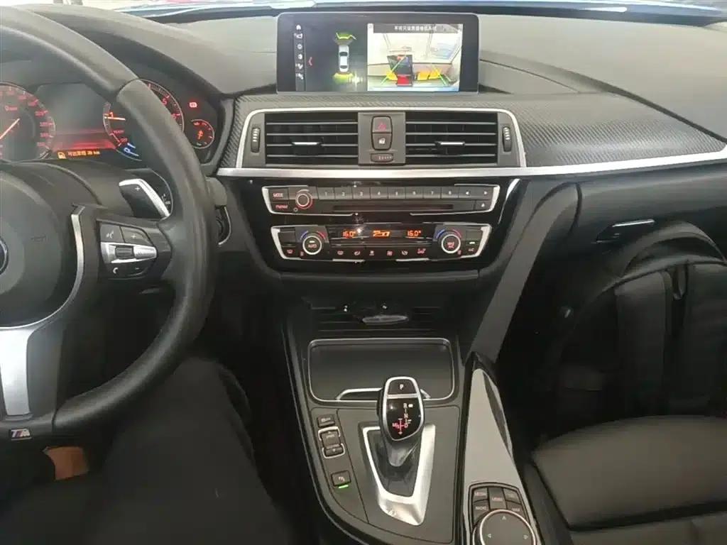 2018 BMW 3 Series 320Li Leading M Sport Package — миниатюра 14