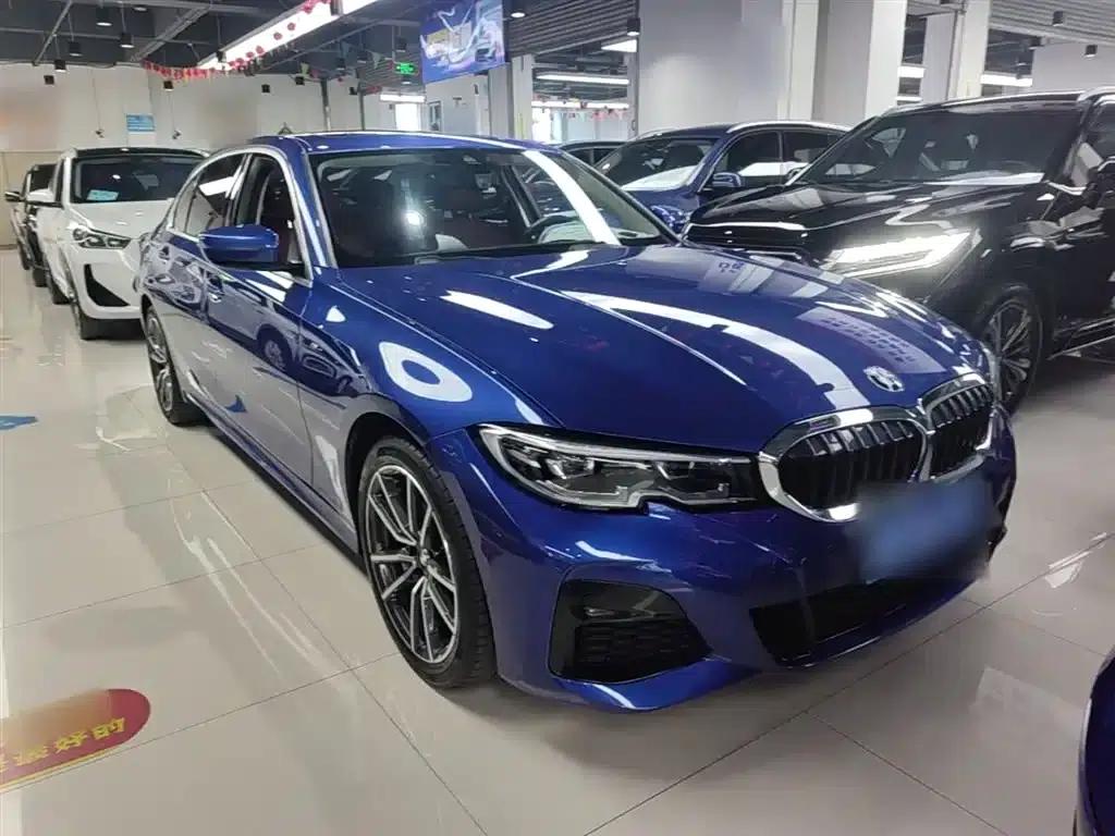 2022 BMW 3 Series 325Li M Sport Package — миниатюра 4