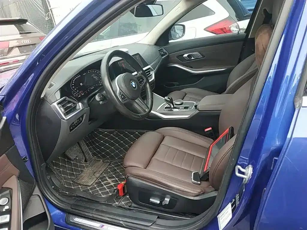 2020 BMW 3 Series 325i M Sport Package — миниатюра 15