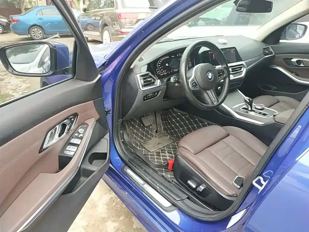 2020 BMW 3 Series 325i M Sport Package — миниатюра 16