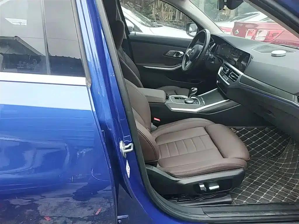 2020 BMW 3 Series 325i M Sport Package — миниатюра 25