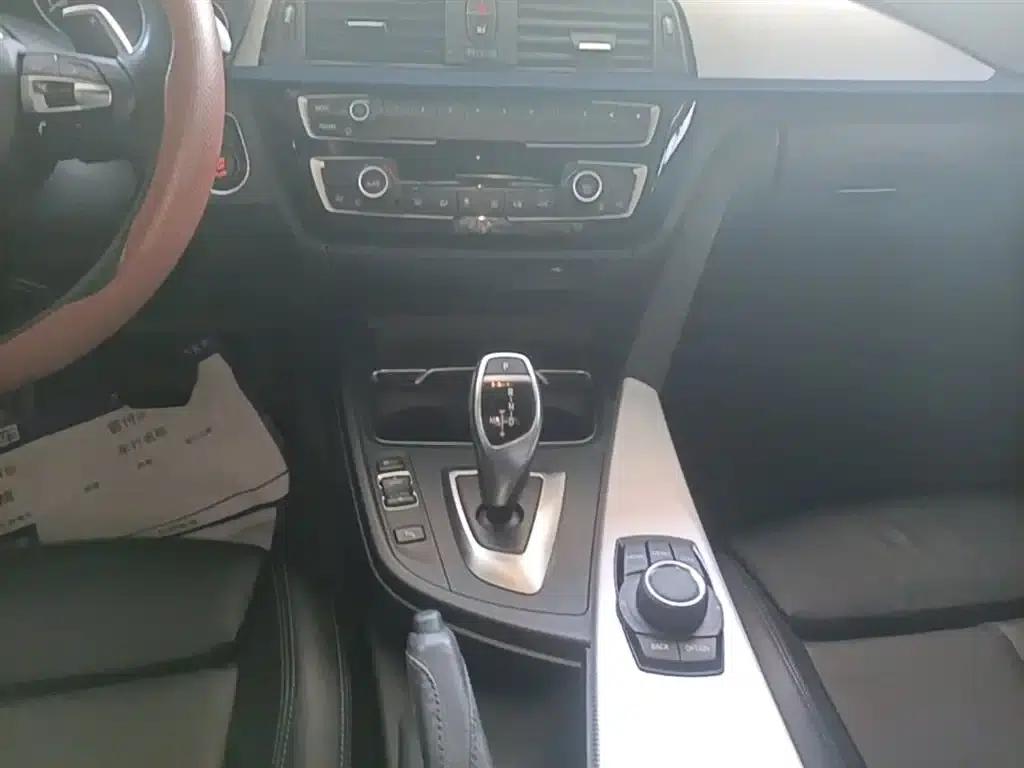 2019 BMW 3 Series 320i M Sport Package — миниатюра 14