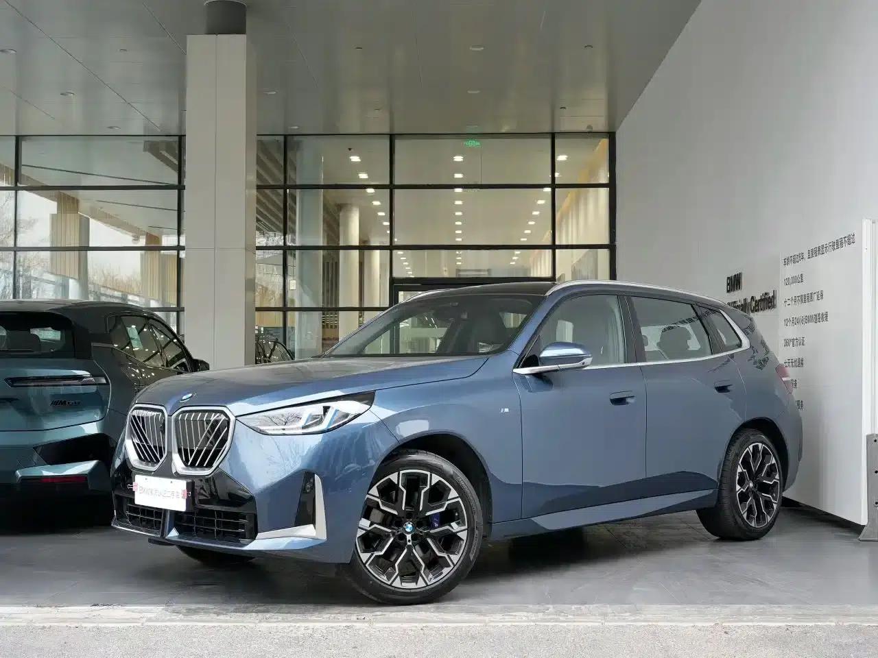 BMW X3 2025 xDrive30L Luxury M Sport Package — миниатюра 1