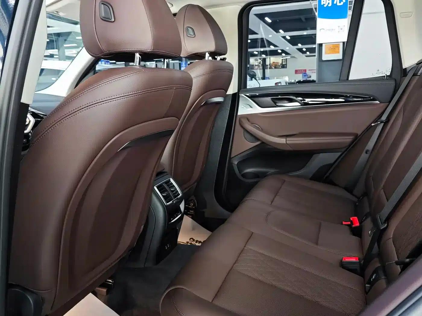 2023 BMW X3 xDrive25i M Sport Package — миниатюра 5