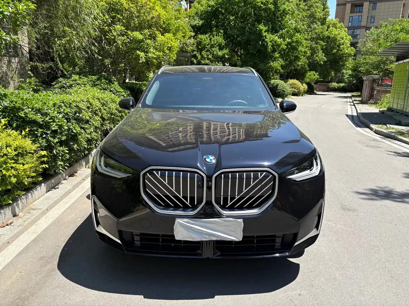 BMW X3 2025 xDrive30L Leading Edition M Sport Package — миниатюра 2