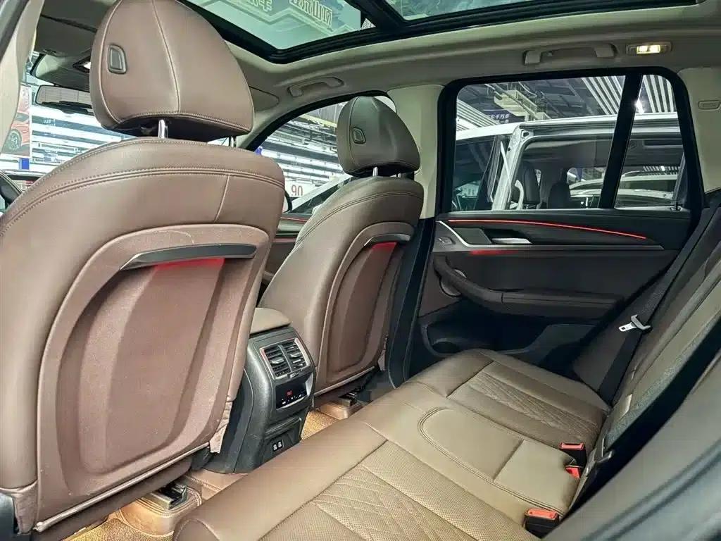 BMW X3 2023 xDrive30i Leading Edition M Sport Package — миниатюра 4