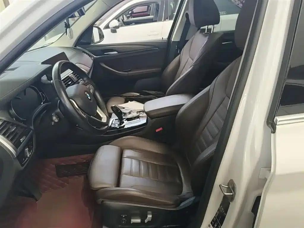 BMW X3 2019 xDrive28i Luxury Package — миниатюра 15