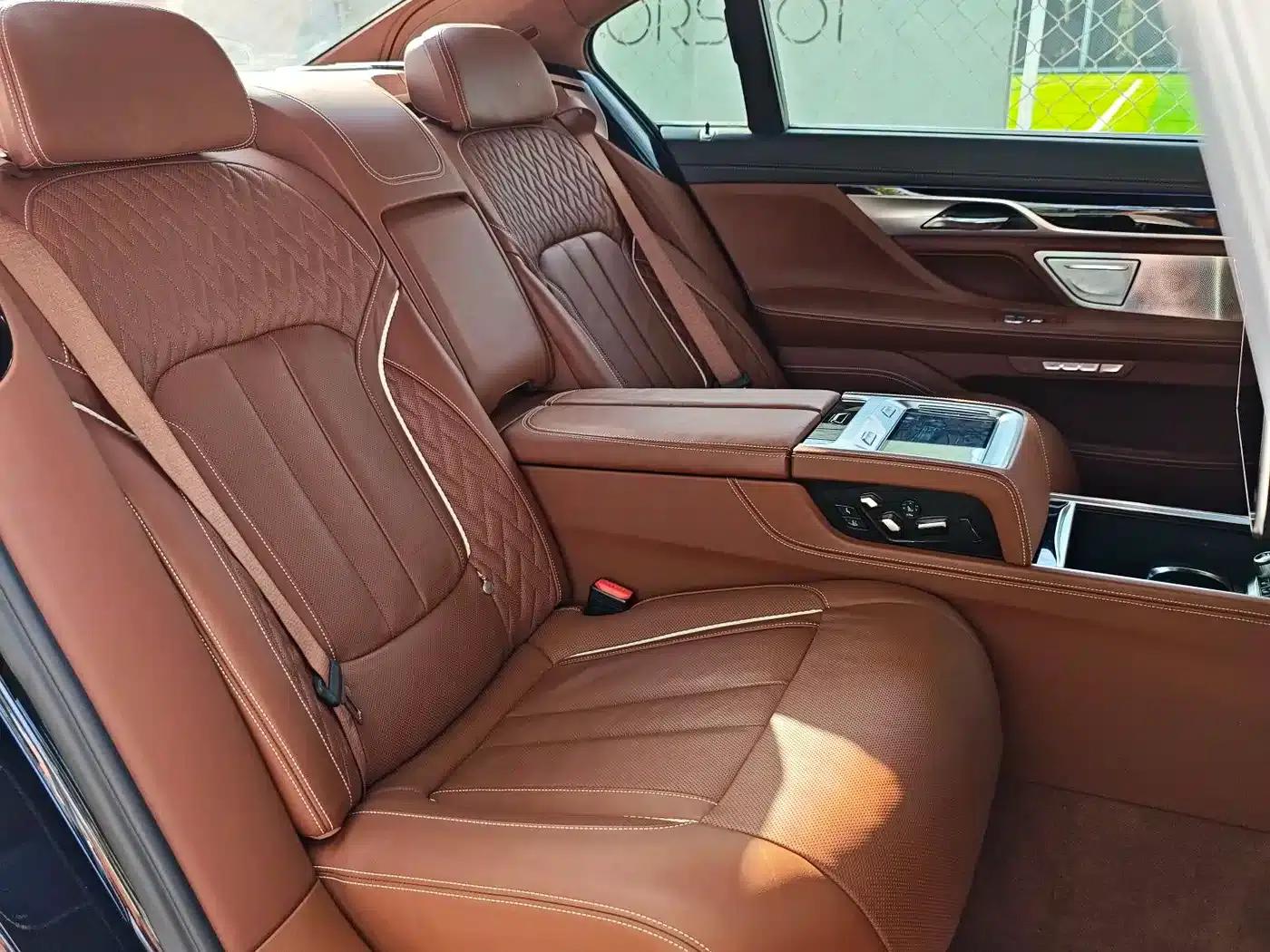 2017 BMW 7 Series 750Li xDrive Individual Edition (Four Seats) — миниатюра 15