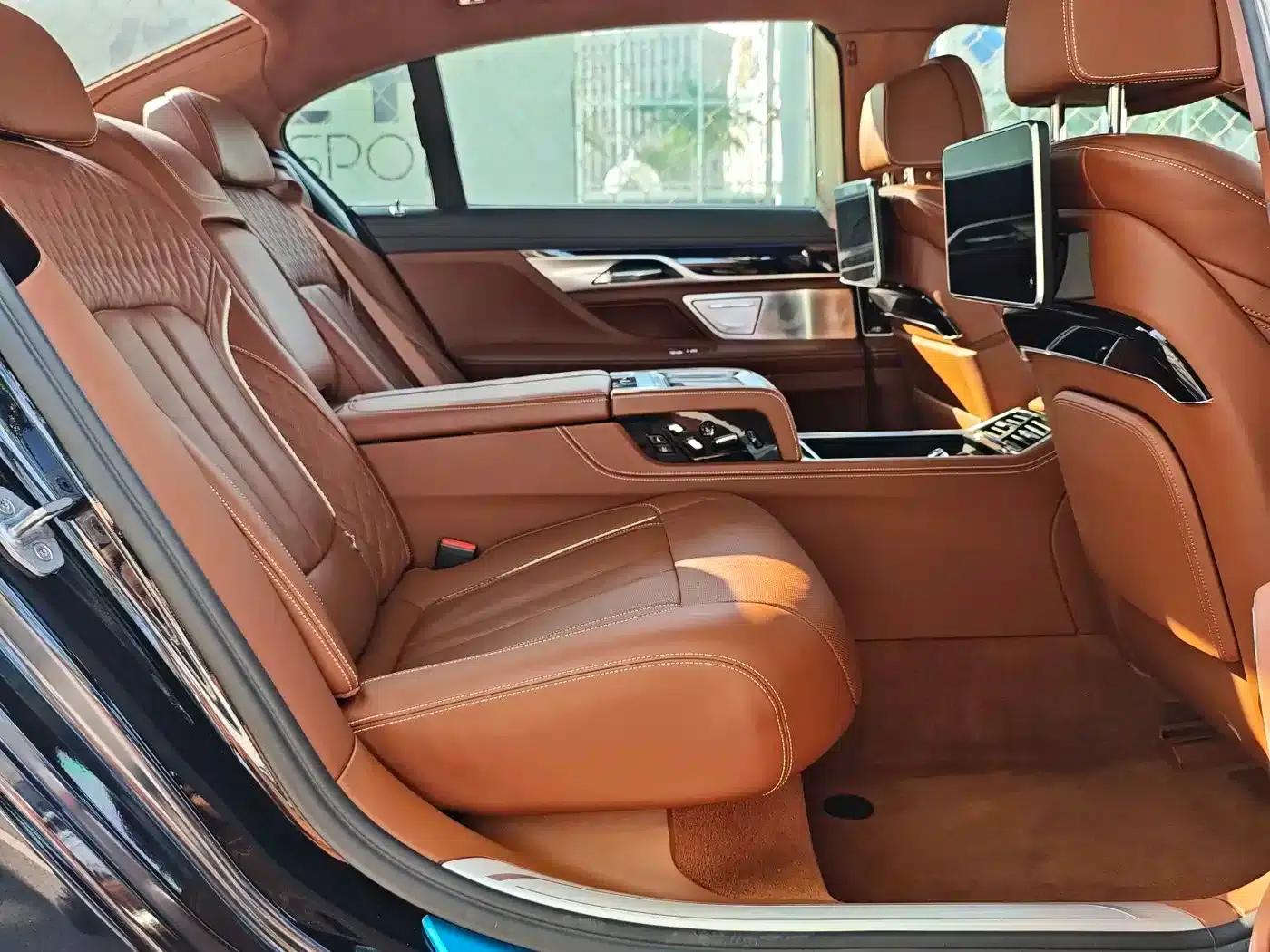 2017 BMW 7 Series 750Li xDrive Individual Edition (Four Seats) — миниатюра 16