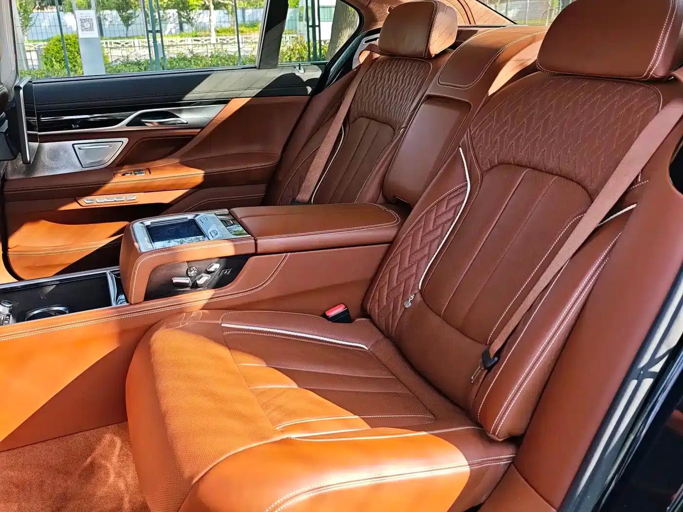 2017 BMW 7 Series 750Li xDrive Individual Edition (Four Seats) — миниатюра 17