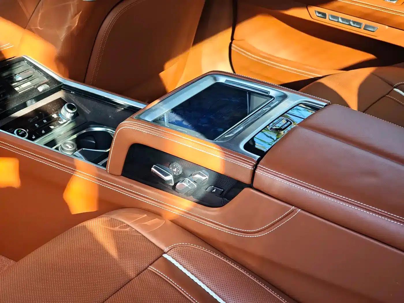 2017 BMW 7 Series 750Li xDrive Individual Edition (Four Seats) — миниатюра 20