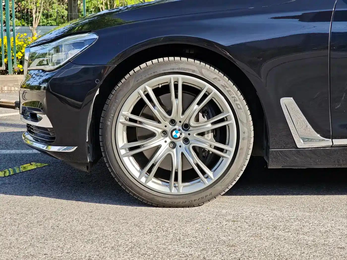 2017 BMW 7 Series 750Li xDrive Individual Edition (Four Seats) — миниатюра 8