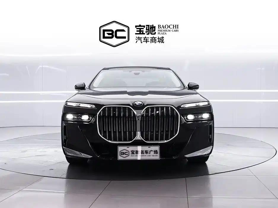 2026 BMW 7 Series 740Li Leading Edition M Sport Package — миниатюра 2