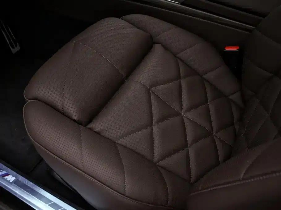 2026 BMW 7 Series 740Li Leading Edition M Sport Package — миниатюра 13