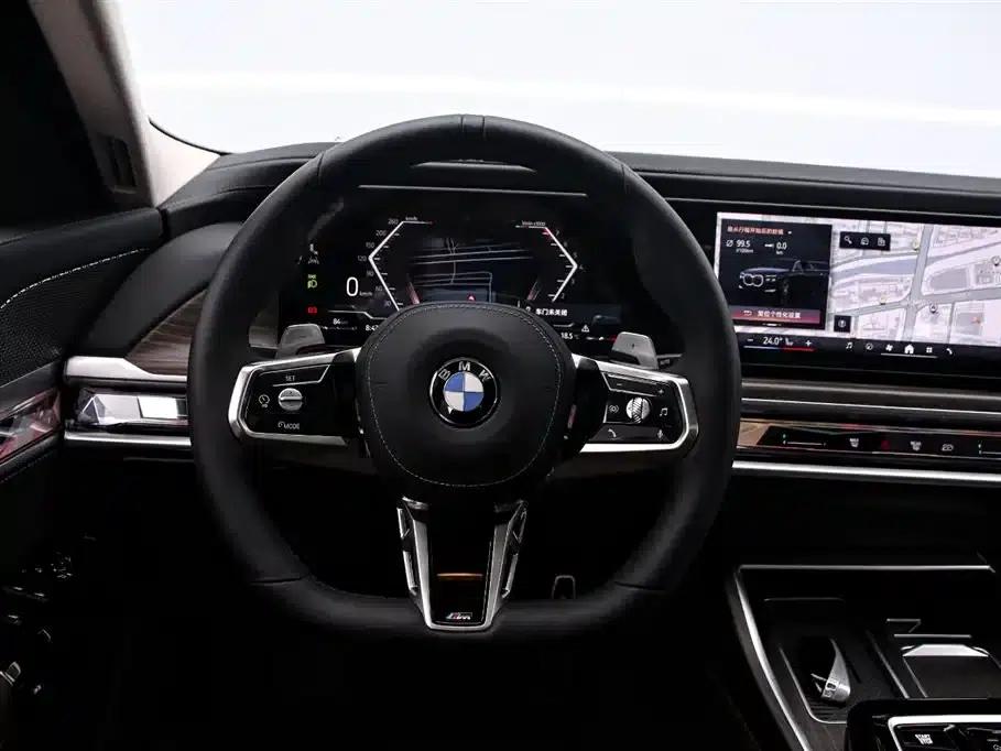 2026 BMW 7 Series 740Li Leading Edition M Sport Package — миниатюра 7