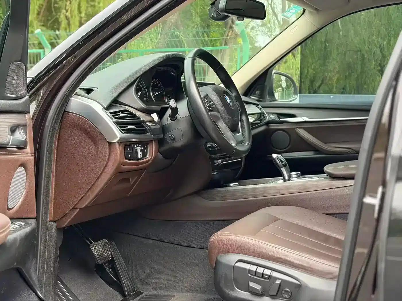 2014 BMW X5 xDrive35i Leading Edition (Imported) — миниатюра 4