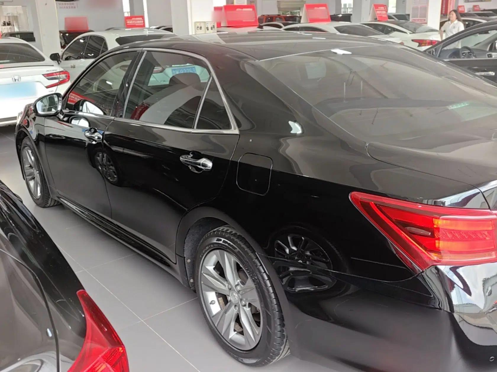 Toyota Crown 2015 2.0T Fashion Edition — миниатюра 7