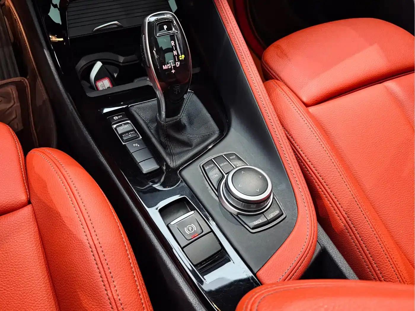 BMW X2 2021 sDrive25i Leading M Sport Package — миниатюра 18