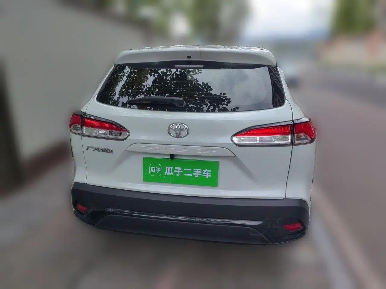Toyota FRONTLANDER 2022 2.0L CVT Elite Edition — миниатюра 5