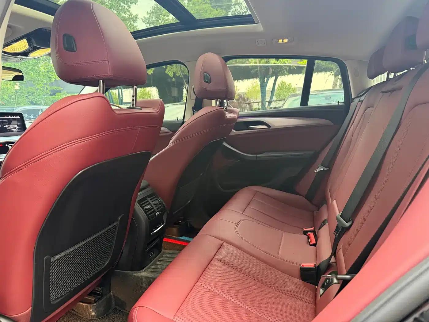 2022 BMW X4 xDrive 25i M Sport Package — миниатюра 5