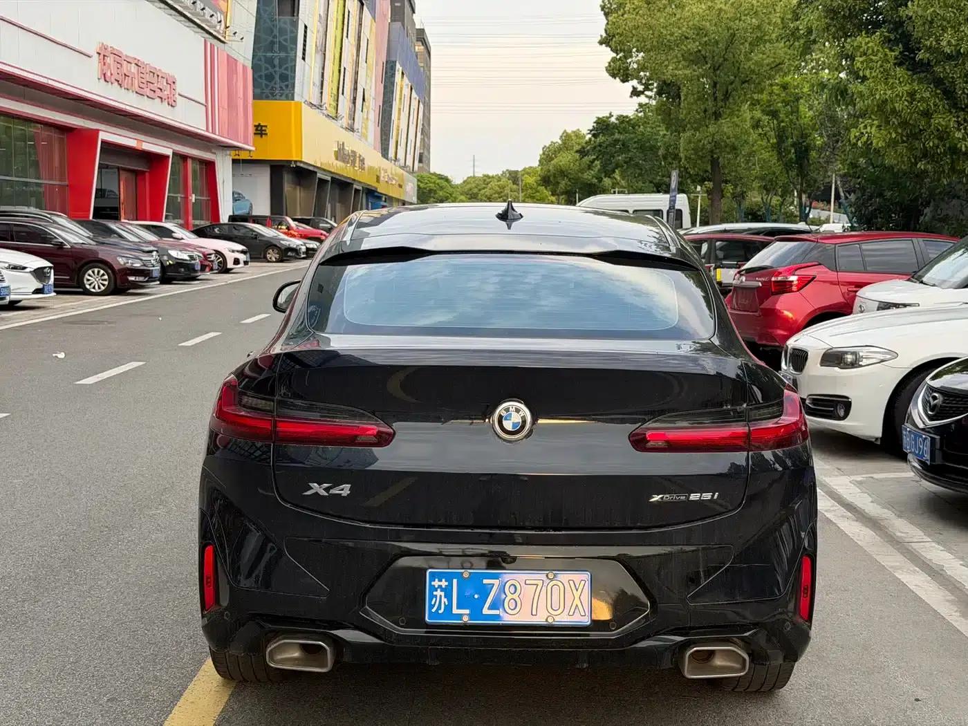 2022 BMW X4 xDrive 25i M Sport Package — миниатюра 6