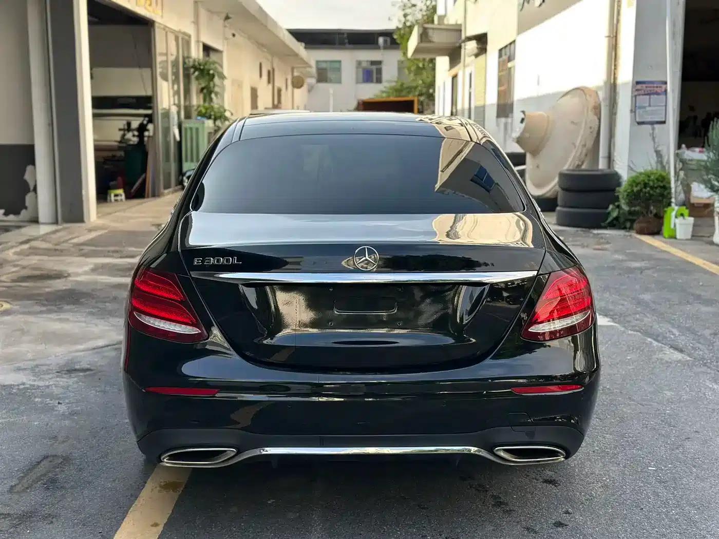 Mercedes-Benz E-Class 2017 E 300 L Sport Luxury — миниатюра 4
