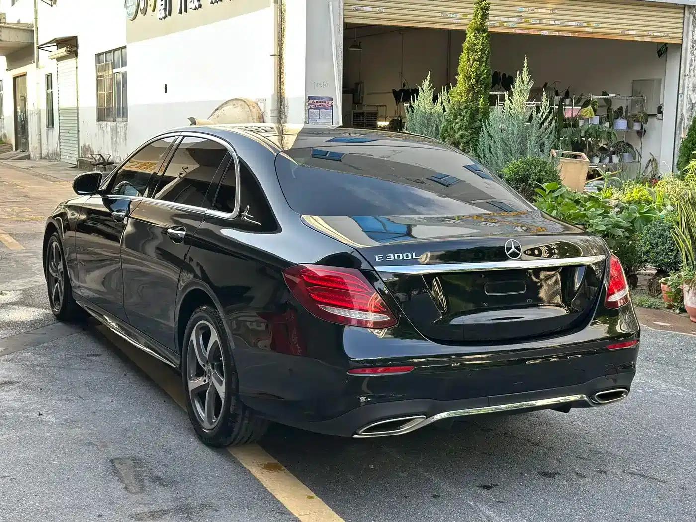 Mercedes-Benz E-Class 2017 E 300 L Sport Luxury — миниатюра 6