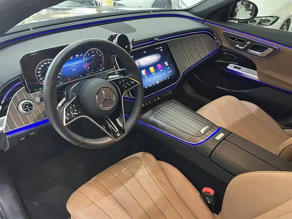 Mercedes-Benz E-Class 2024 E 300 L Fashion Edition — миниатюра 11