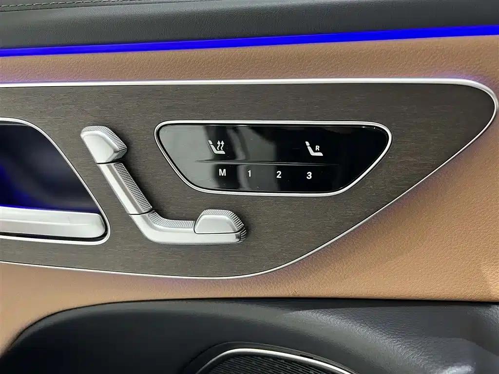 Mercedes-Benz E-Class 2024 E 300 L Fashion Edition — миниатюра 16