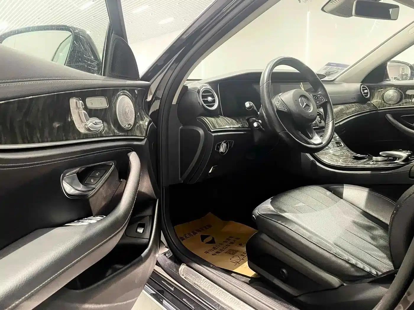 2016 Mercedes-Benz E-Class E 300 L Fashion Edition — миниатюра 2