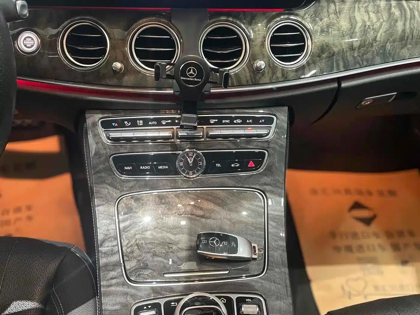 2016 Mercedes-Benz E-Class E 300 L Fashion Edition — миниатюра 8