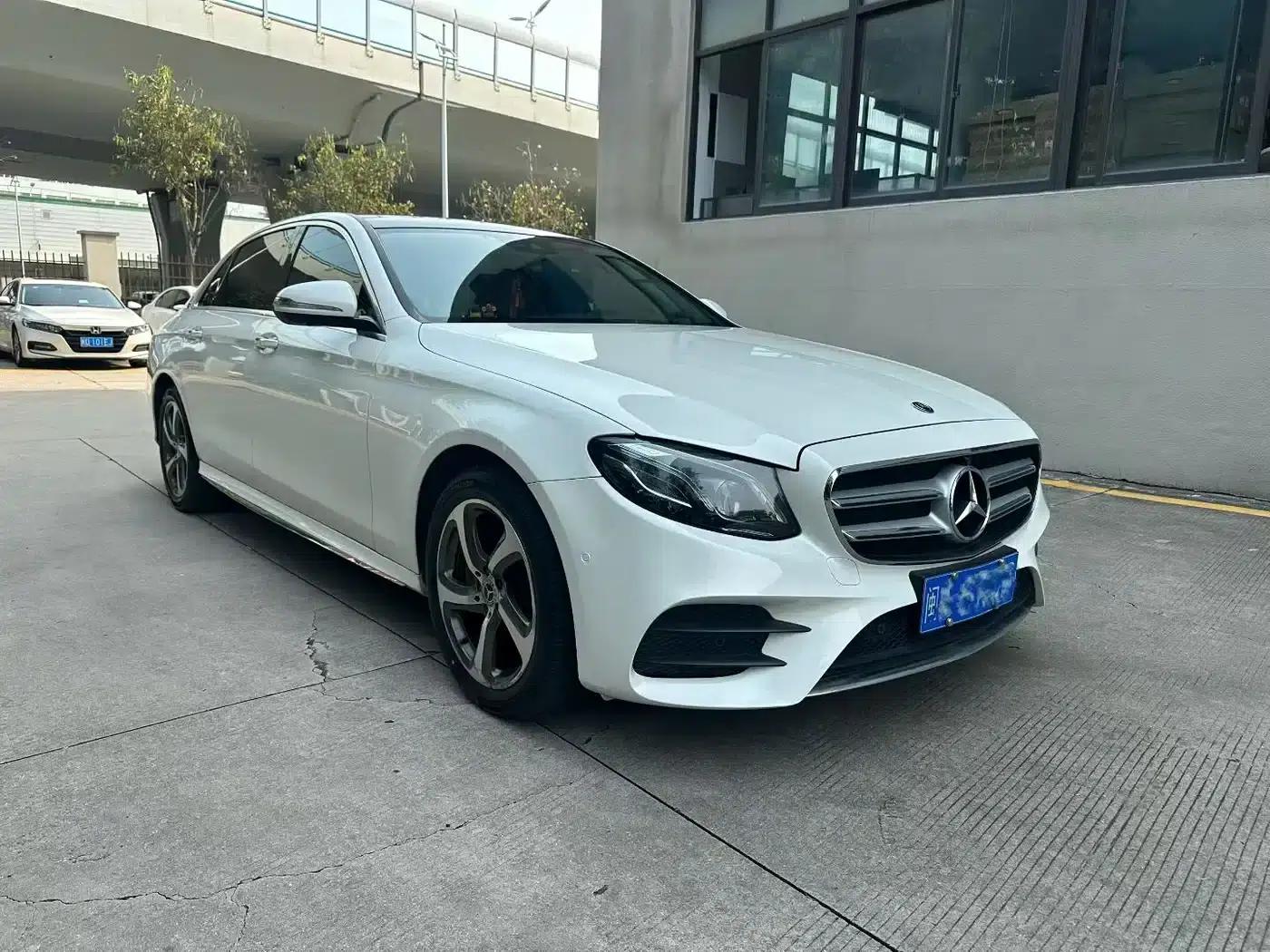 2016 Mercedes-Benz E-Class E 300 L Sport Style — миниатюра 3