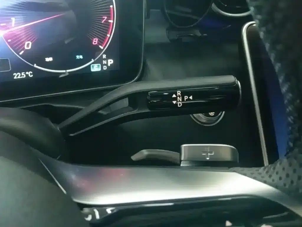 2024 Mercedes-Benz C-Class C 200 L Sport Edition — миниатюра 14
